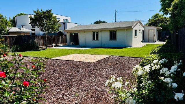 1772 San Luis Avenue, Mountain View, CA 94043
