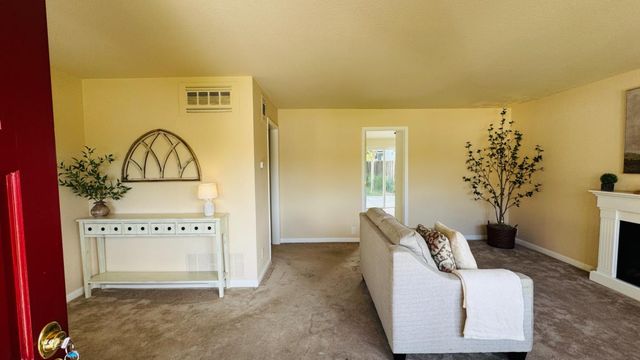 1772 San Luis Avenue, Mountain View, CA 94043