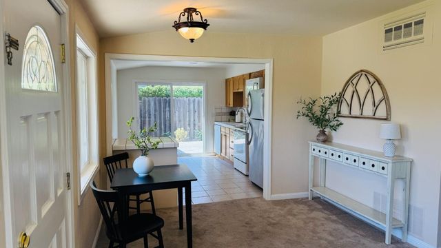 1772 San Luis Avenue, Mountain View, CA 94043