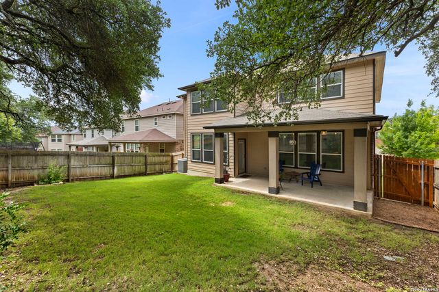 11335 Red Oak Turn, Helotes, TX 78023
