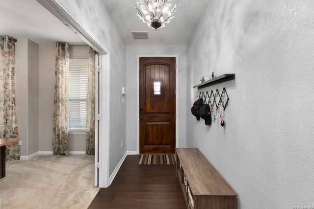 11335 Red Oak Turn, Helotes, TX 78023