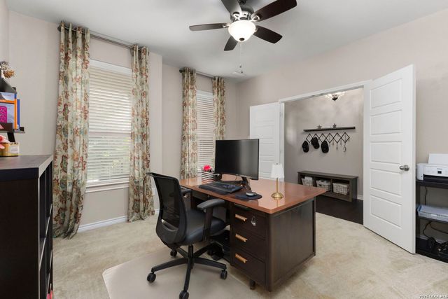 11335 Red Oak Turn, Helotes, TX 78023