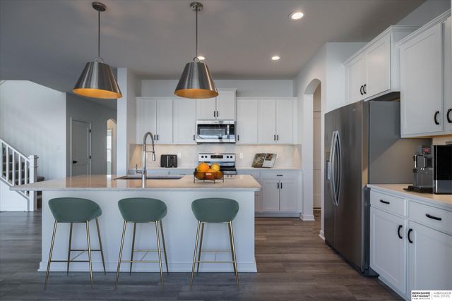 4406 S 212th Street, Omaha, NE 68022