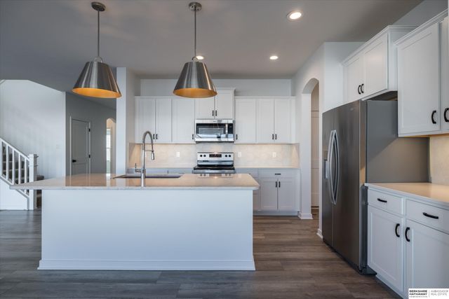 4406 S 212th Street, Omaha, NE 68022