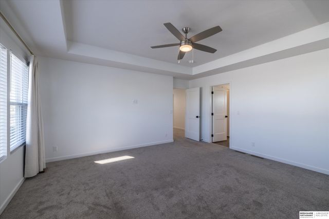 4406 S 212th Street, Omaha, NE 68022