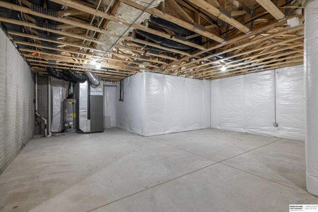 4406 S 212th Street, Omaha, NE 68022