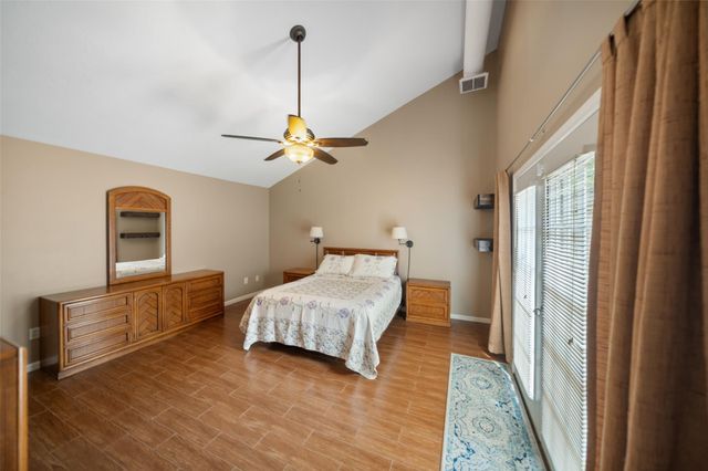 11906 Stillwater Drive, Houston, TX 77070