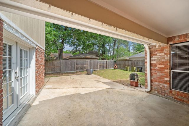 11906 Stillwater Drive, Houston, TX 77070