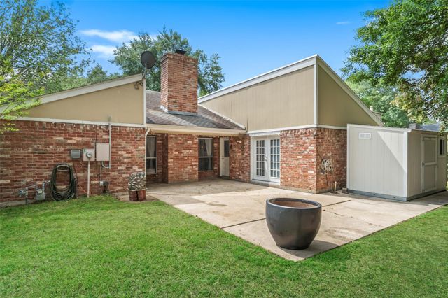 11906 Stillwater Drive, Houston, TX 77070