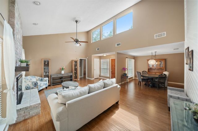 11906 Stillwater Drive, Houston, TX 77070