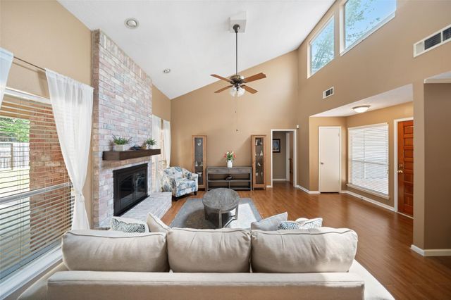 11906 Stillwater Drive, Houston, TX 77070