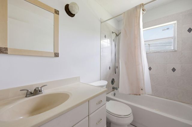 115 SE 11th Avenue, Boynton Beach, FL 33435