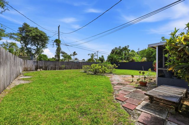 115 SE 11th Avenue, Boynton Beach, FL 33435