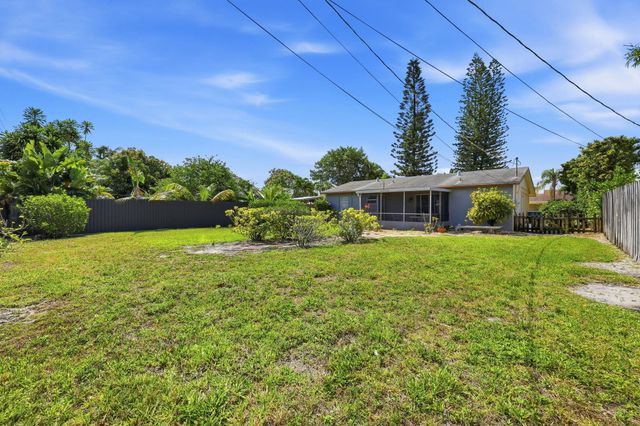 115 SE 11th Avenue, Boynton Beach, FL 33435