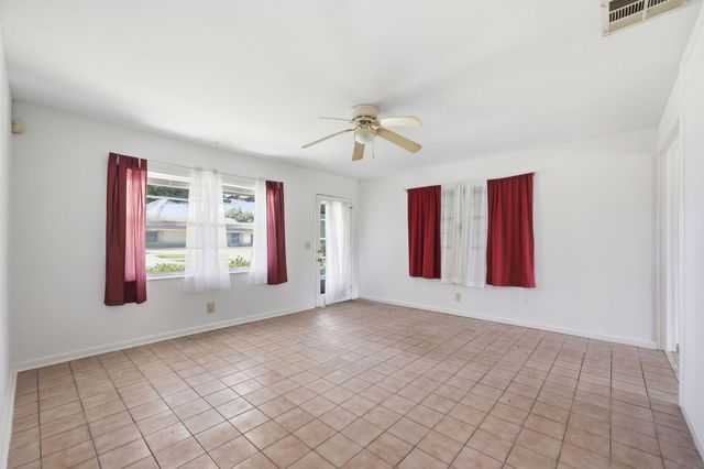 115 SE 11th Avenue, Boynton Beach, FL 33435