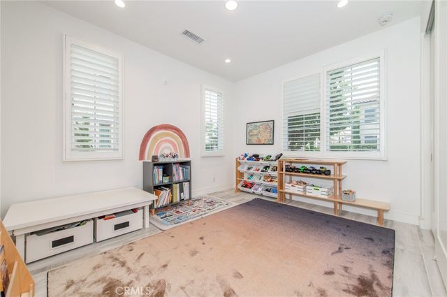 114 Toretta, Irvine, CA 92602
