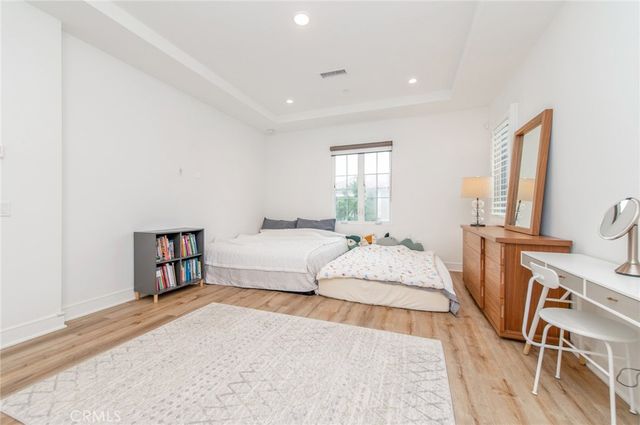 114 Toretta, Irvine, CA 92602