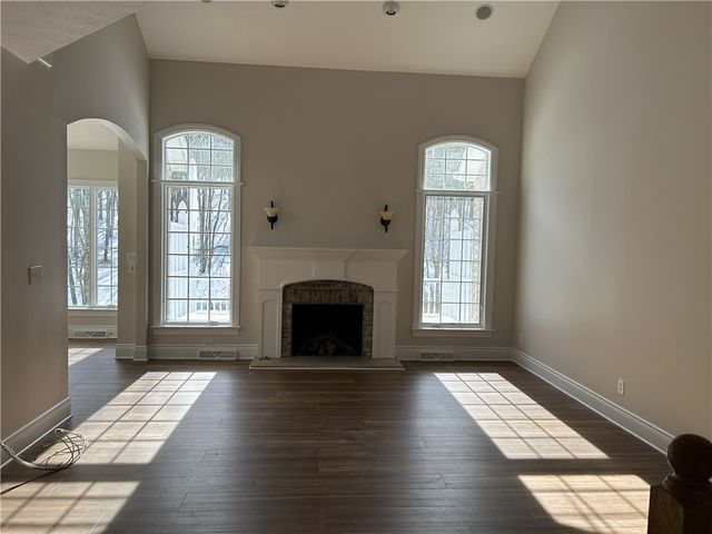 152 Saint Ives Way, Jackson Twp, PA 16063