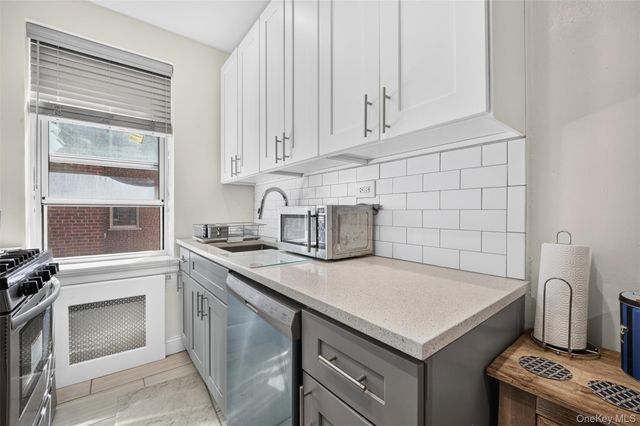 110-20 71 Avenue 408, Forest Hills, NY 11375