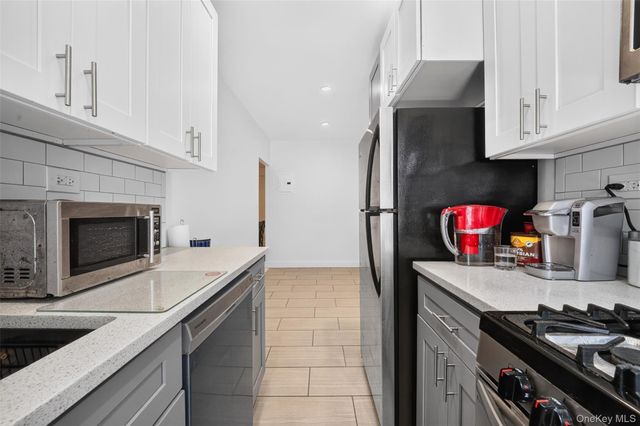110-20 71 Avenue 408, Forest Hills, NY 11375