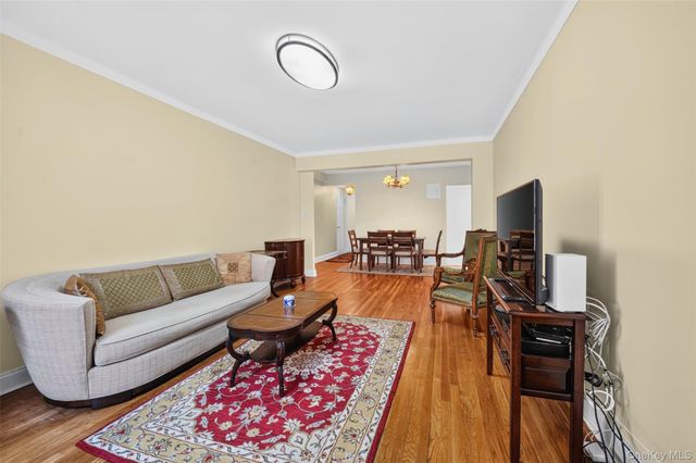 110-20 71 Avenue 408, Forest Hills, NY 11375