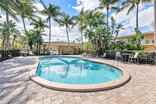 4050 NE 12th Terrace 39-2, Oakland Park, FL 33334