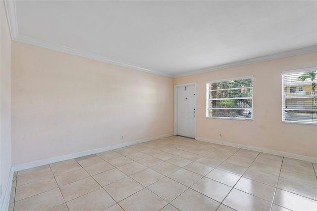 4050 NE 12th Terrace 39-2, Oakland Park, FL 33334