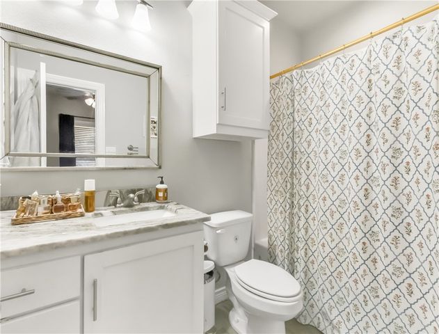 3629 Kenyon Drive, College Station, TX 77845