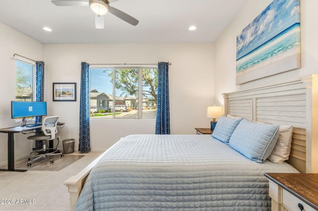 2819 E LOS GATOS Drive, Phoenix, AZ 85050