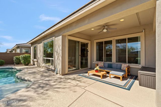 2819 E LOS GATOS Drive, Phoenix, AZ 85050