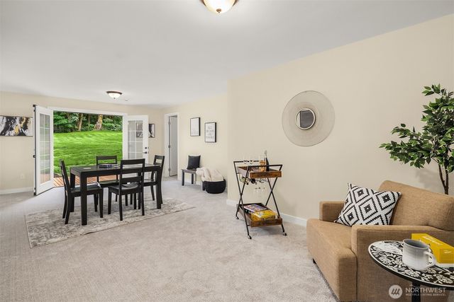 5702 218th Street SE, Woodinville, WA 98072