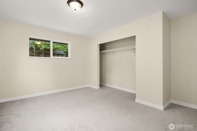 5702 218th Street SE, Woodinville, WA 98072