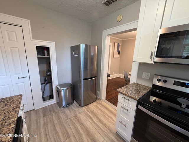 1444 WOLFE Street, Jacksonville, FL 32205