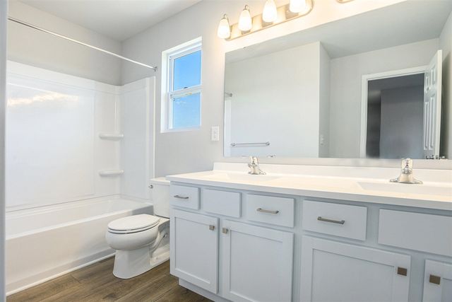 1096 Vertex Circle, Kalamazoo, MI 49009