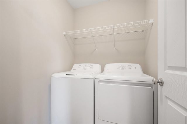 1096 Vertex Circle, Kalamazoo, MI 49009