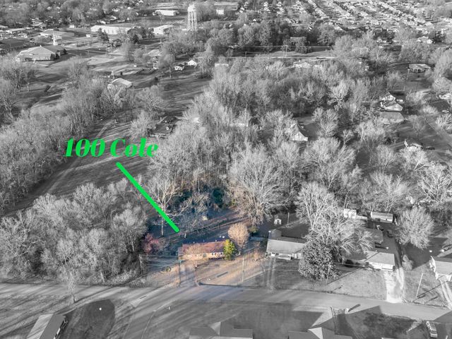 100 COLE AVE, Munford, TN 38058