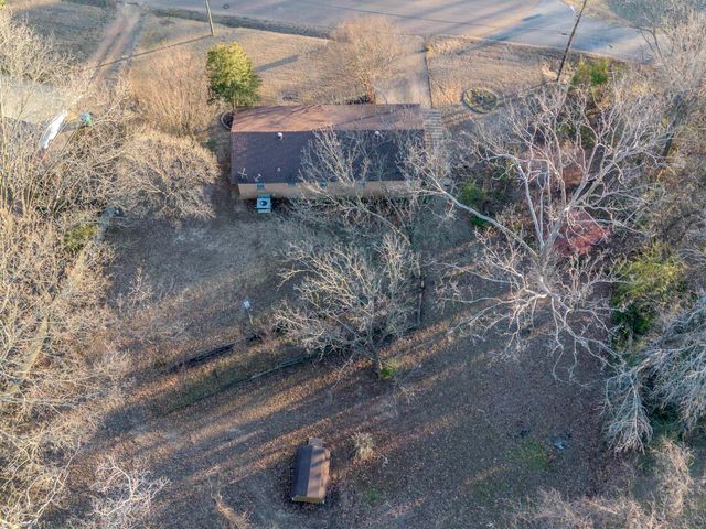 100 COLE AVE, Munford, TN 38058