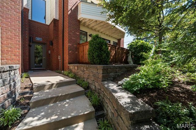 5571 Waterman Boulevard D, St Louis, MO 63112