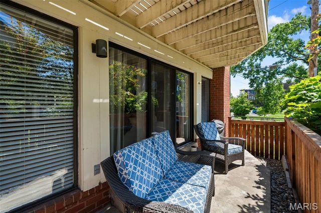 5571 Waterman Boulevard D, St Louis, MO 63112