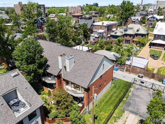 5571 Waterman Boulevard D, St Louis, MO 63112