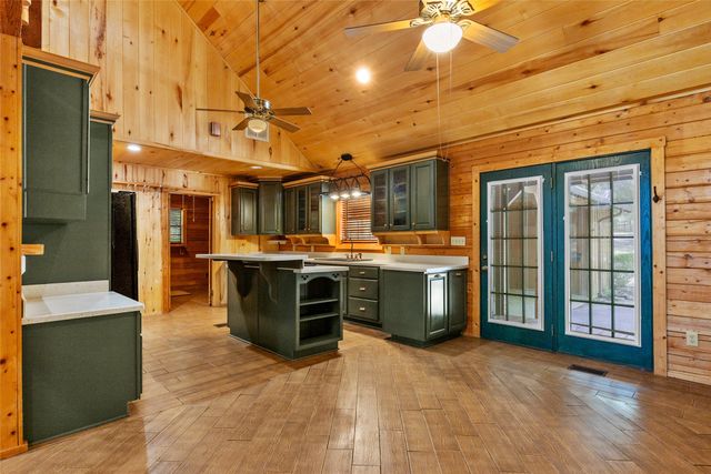1147 Rs County Road 3503, Emory, TX 75440
