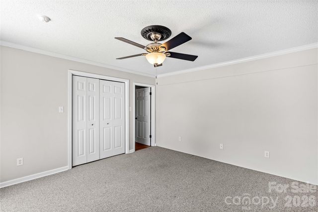 946 Shearers Road, Mooresville, NC 28115