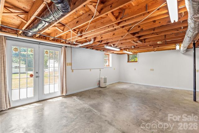 946 Shearers Road, Mooresville, NC 28115