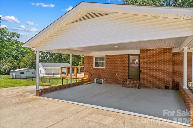 946 Shearers Road, Mooresville, NC 28115