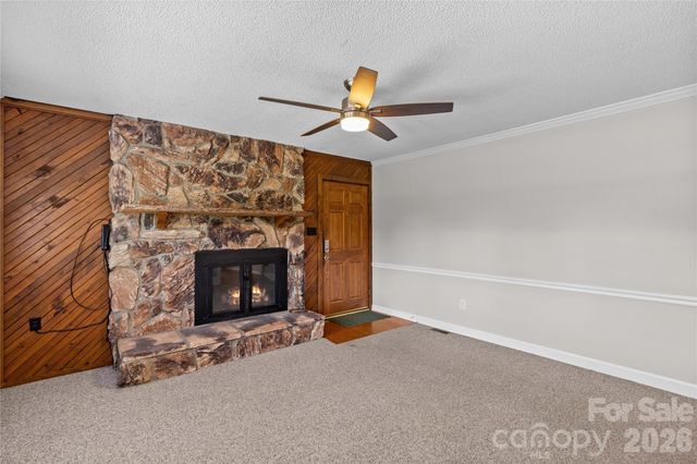 946 Shearers Road, Mooresville, NC 28115