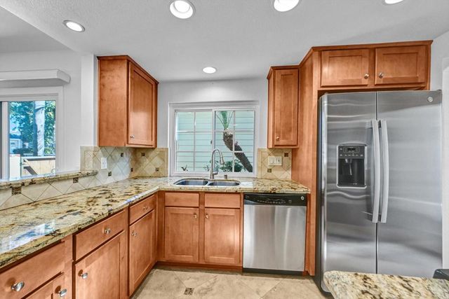 835 Skysail Avenue, Carlsbad, CA 92011