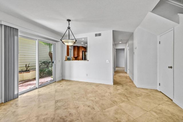 835 Skysail Avenue, Carlsbad, CA 92011