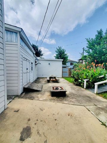 728 W 21st Street, Houston, TX 77008