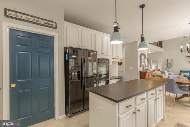 24 TAVERN RD, Stafford, VA 22554