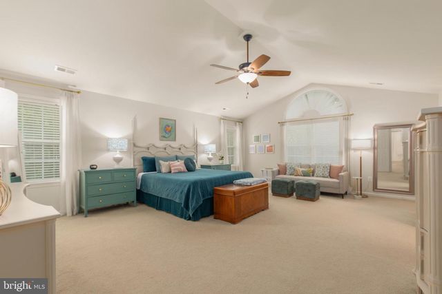 24 TAVERN RD, Stafford, VA 22554